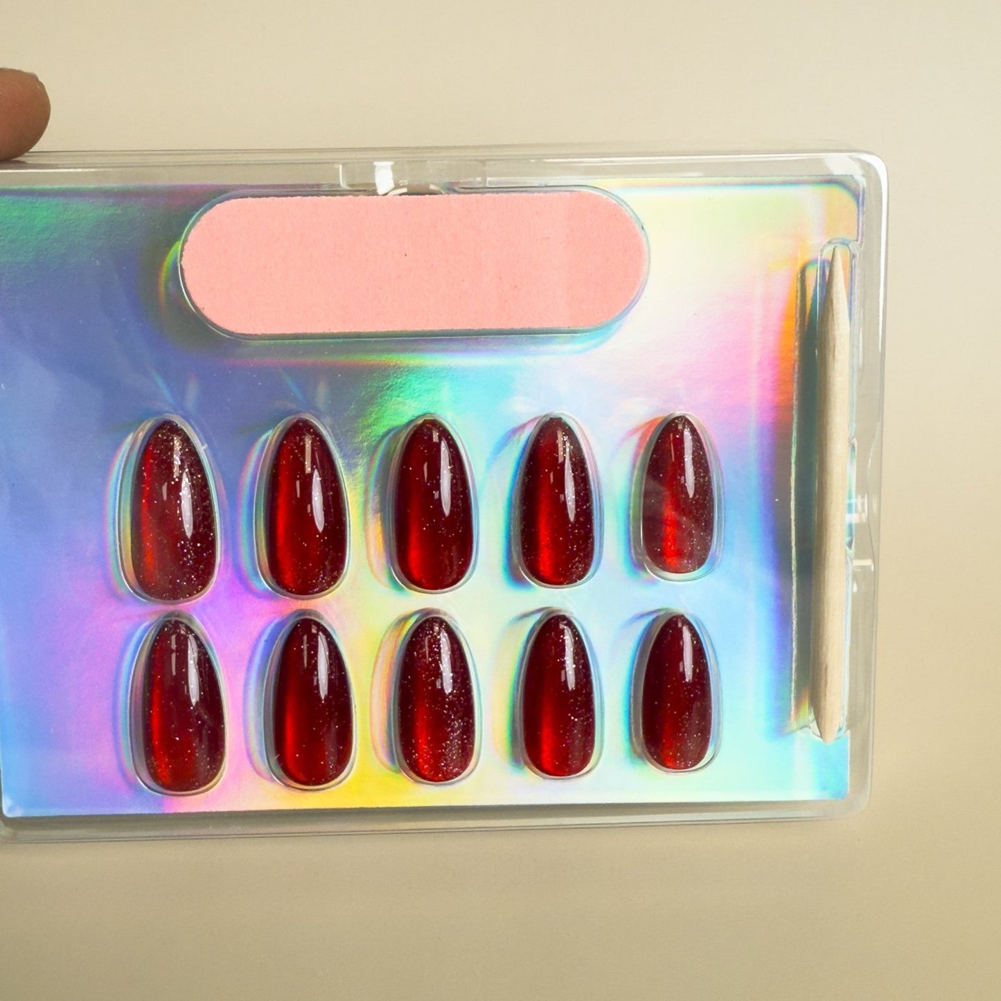 ongles réutilisable, faux ongles, press on nails, Carmen, presselle beauty