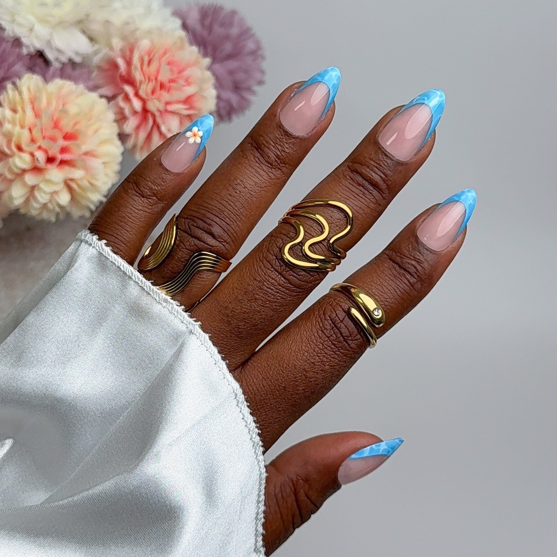 Press on Nails fleuris 