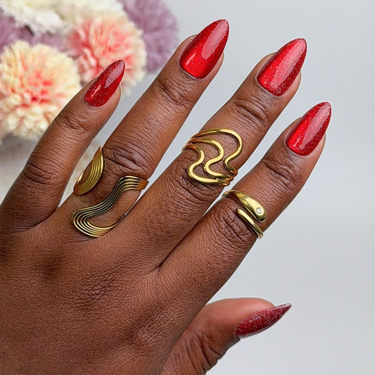 Carmen faux ongles rouge. 